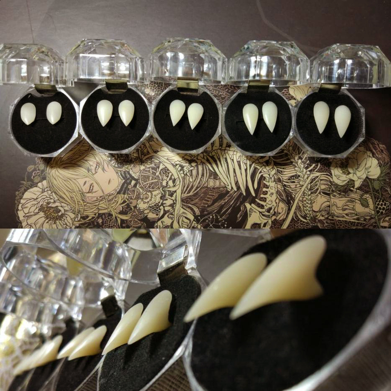 Halloween High-Quality Vampire Cosplay Dentures Props Zombie Teeth Small Tiger Teeth Masquerade Party Halloween High-Quality Vampire Cosplay Dentures Props Zombie Teeth Small Tiger Teeth Masquerade Party