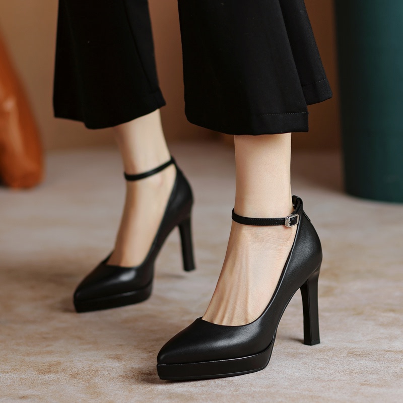 High-Heeled Shoes for Cheongsam Models, Women's Waterproof Platform Chunky Heel Single Shoes, Black Large Size Pointed Toe Genuine Leather Work Shoes