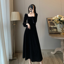 Black Velvet Dress 2022 Spring New Square Neck French Vintage Hepburn Temperament Slim Slim Slim Long Skirt