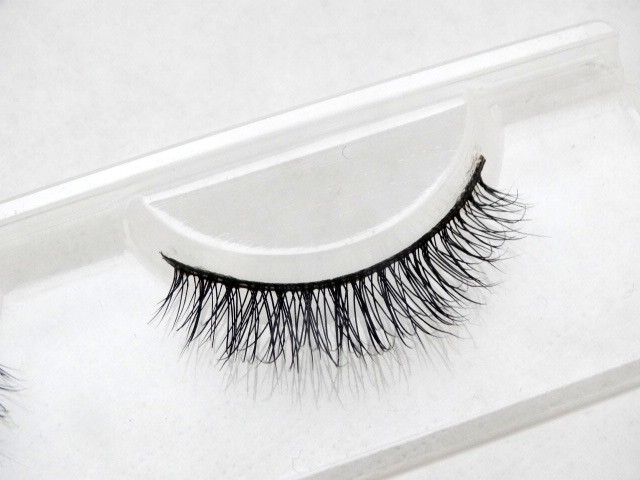 3D chồn lông mi giả 4 chiều âm thanh nổi thực sự giả nude khỏa thân trang điểm tự nhiên mô phỏng lông mi đoạn ngắn - Lông mi giả keo dán kích mí