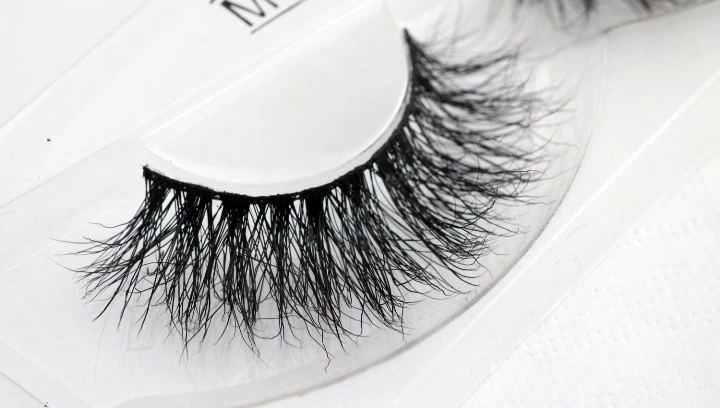 Lông chồn 3D lông mi giả Châu Âu và Hoa Kỳ trang điểm khói kim loại sequin trang điểm mắt giai điệu cường điệu đường kẻ mắt đen chém - Lông mi giả keo dán kích mí