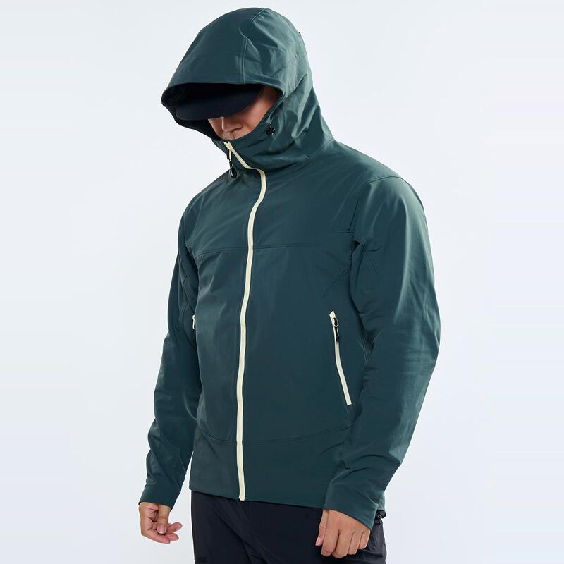 Drift Hill's Independent Gamma Lt Men's Softshell Outdoor Jacket Is Waterproof, Windproof and Breathable for Work Clothing