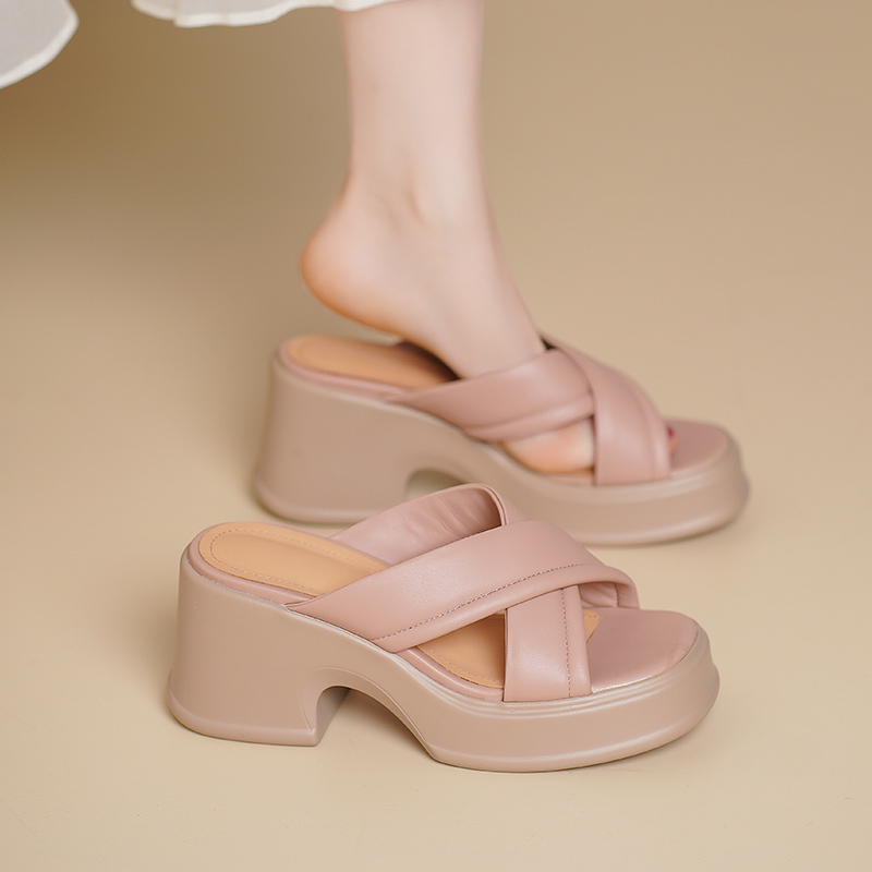 [Haishu] 7cm Pink Thick-Soled Sandals for Women, Summer Outdoor Wear, Chunky Heel Cross-Strap Sandals to Match Skirts, High-Heeled Sandals
