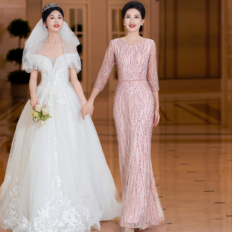 National Day Wedding Mother-Of-The-Bride Banquet Dress High-End Heavy Craftsmanship Light Luxury Banquet Host Evening Dress 2026 New Style