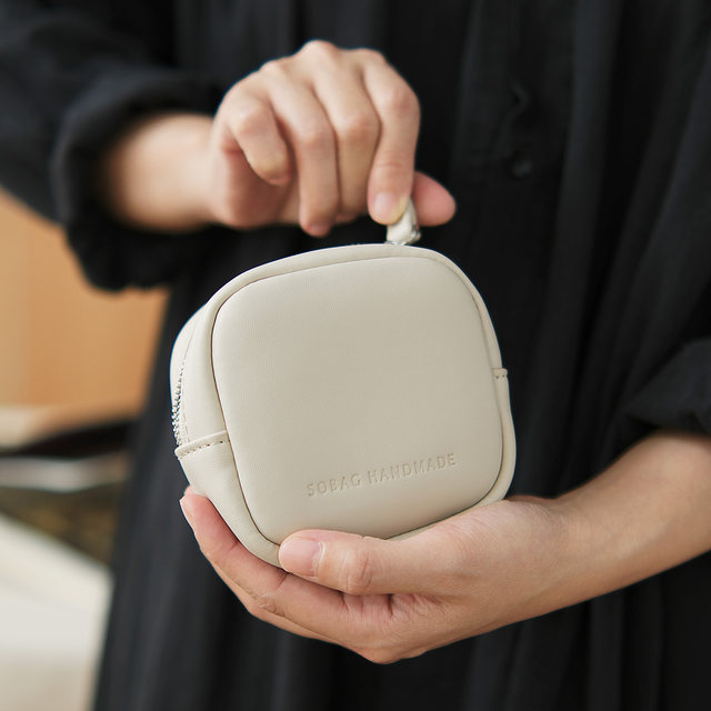 Sobag temperament genuine leather cute makeup bag