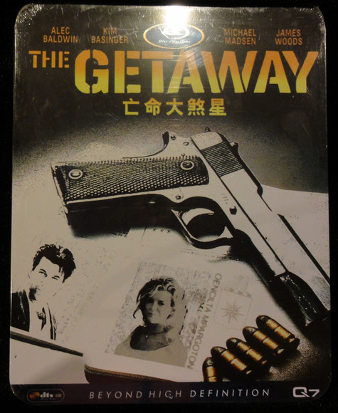 The dead giant takes on 1972 Sampegimpa Steve McQuinn.