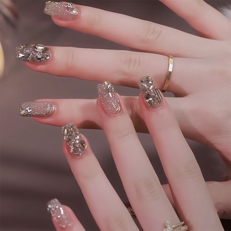 2025 New Handmade Finished Nail Patches in Champagne Color with Full Rhinestones, Wearable Nails with Elegant and High-End Nail Art Patches