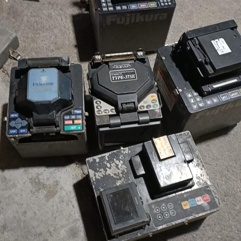 Fsm-40S Fiber Optic Splicing Machine Fujikura Cable Splicing Industrial Equipment Negotiable Price Repair