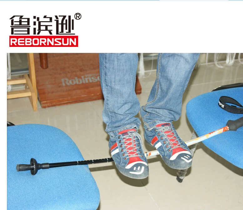 Robinson t3e siêu nhẹ carbon trekking ngoài trời cực nhẹ Khóa ngoài trời 3 gậy đi bộ - Gậy / gậy gậy trượt tuyết