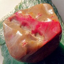 Natural Changhua chicken blood stone lotus root powder frozen raw stone ornaments (good luck) Bahrain Shoushan stone Laos Tianhuang stone