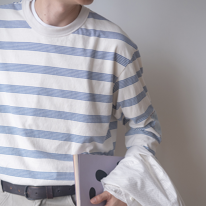 Jili Custom-Made Striped Crew Neck Long-Sleeve T-Shirt with a Patch