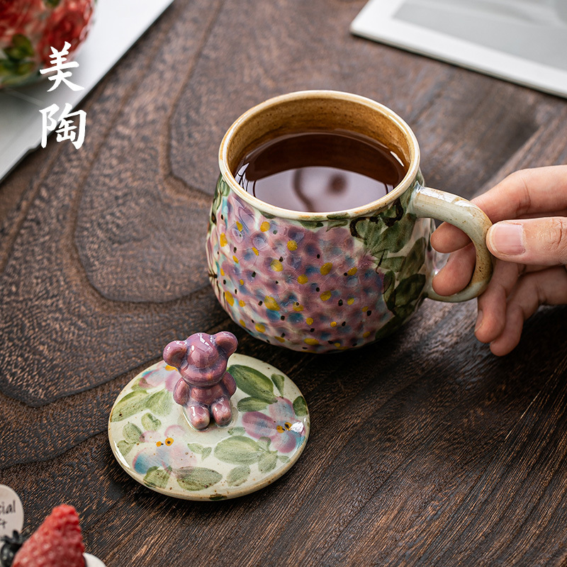 Jingdezhen Ceramic Cup, Hand-Painted Ceramic Mug with Lid, Rustic Bear-Shaped Tea Cup, Chinese Style Underglaze Color Cup, Water Cup