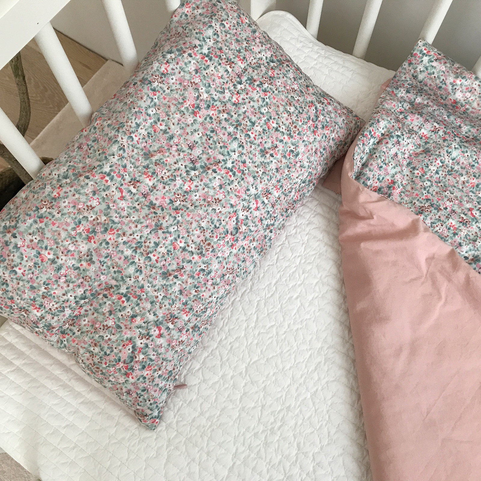 Korean ink style broken flower AB surface cotton temperament baby children's kindergarten quilt cover pillow set small quilt