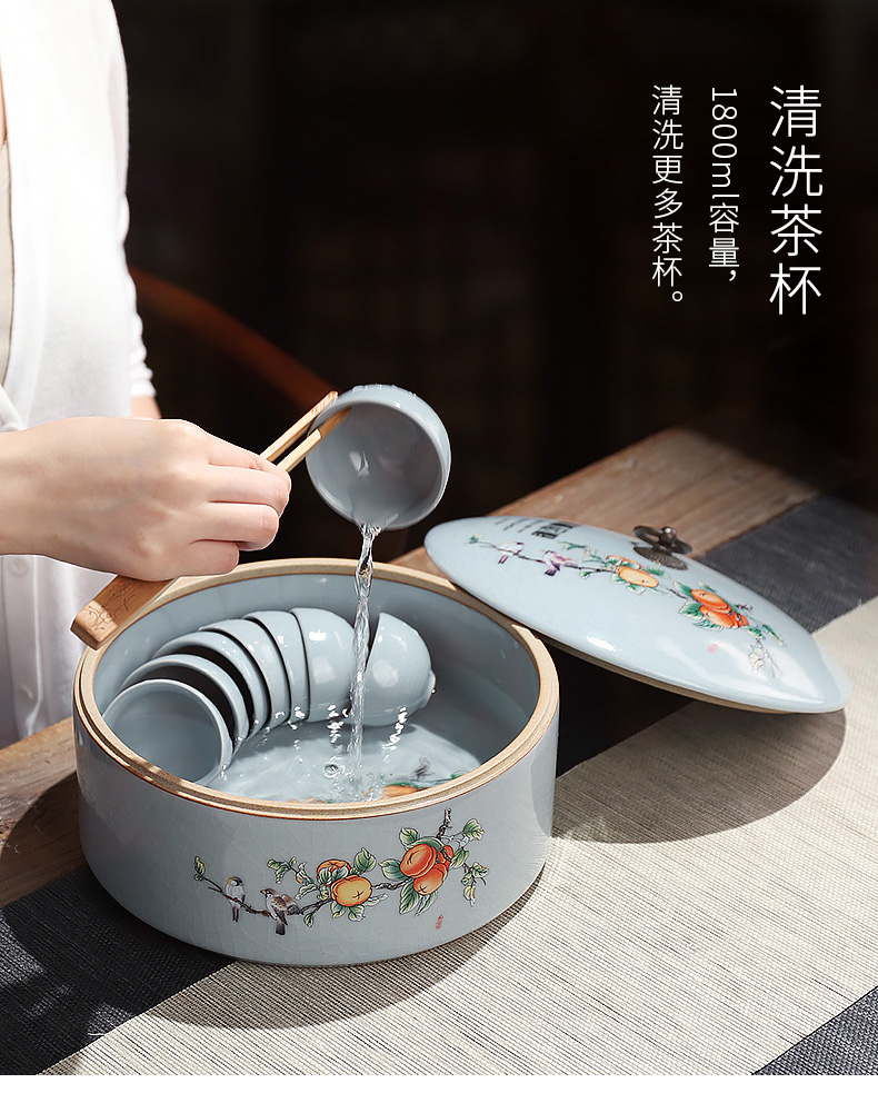 Tang Feng elder brother up with cover of tea to wash to heavy household washing a large water jar with a cover on kung fu tea set zero with ceramic cup