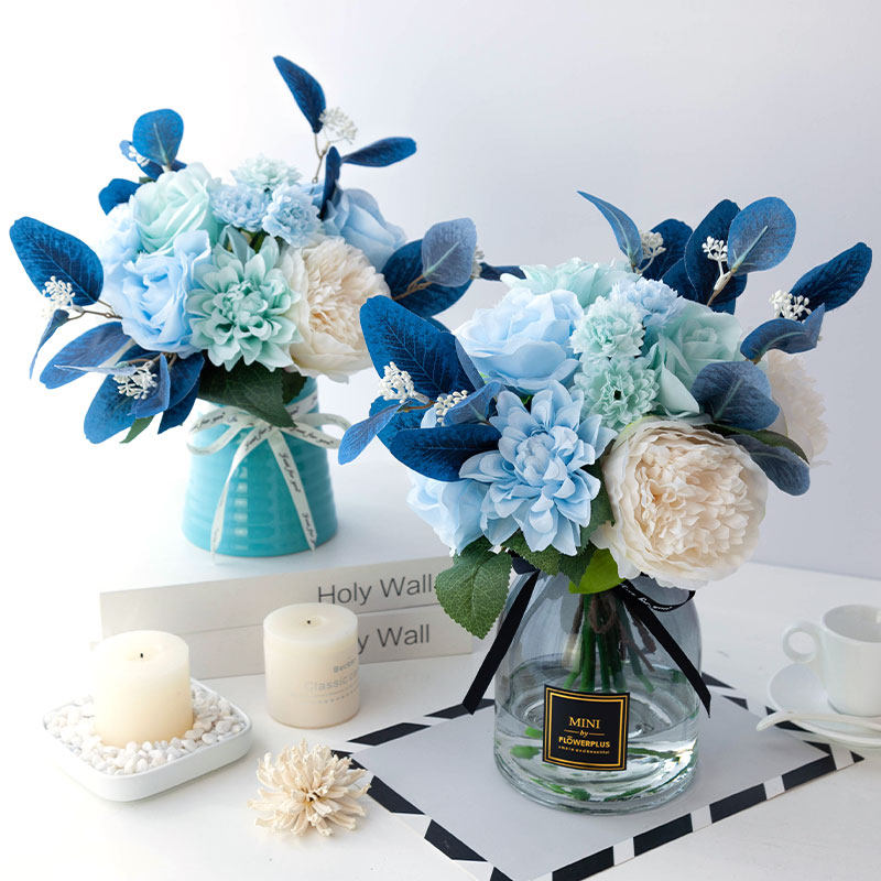 Mediterranean blue simulation leaves flowerflowery bright color jumping template room Artist dining room home decoration