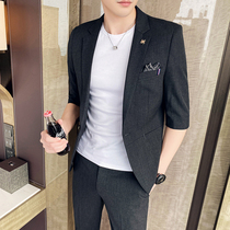 Summer thin suit mens 70% sleeves light and thin western suit Mens suit Han version Inn Wind repairs a set of 90% pants men