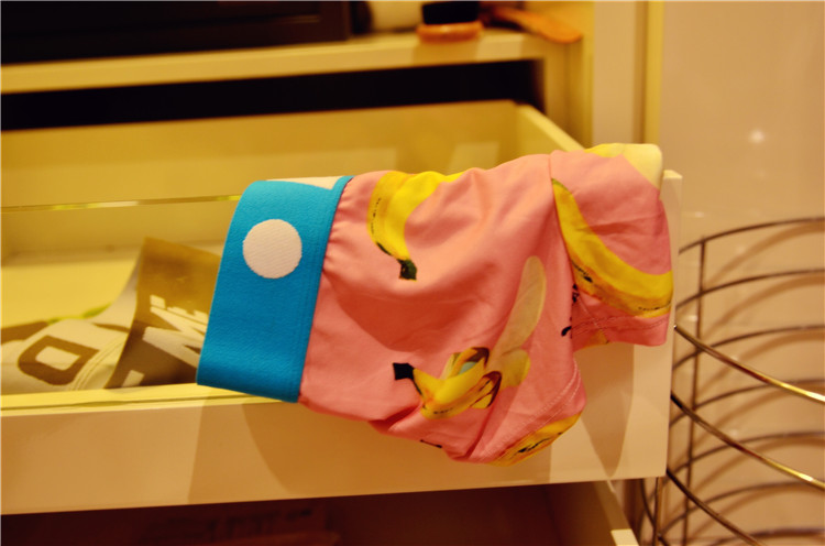 D.M Đồ lót nam Eo thấp Sexy Banana Cartoon In Boxer Thanh niên Tide Polyester Quần vuông Kích thước lớn quan lot nu eo thap