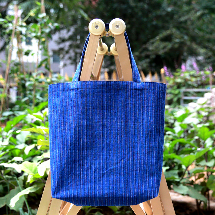 Hand-carried shopping bag women's bag hand-patchwork old coarse cloth pure cotton earthen cloth bento bag shoulder bag