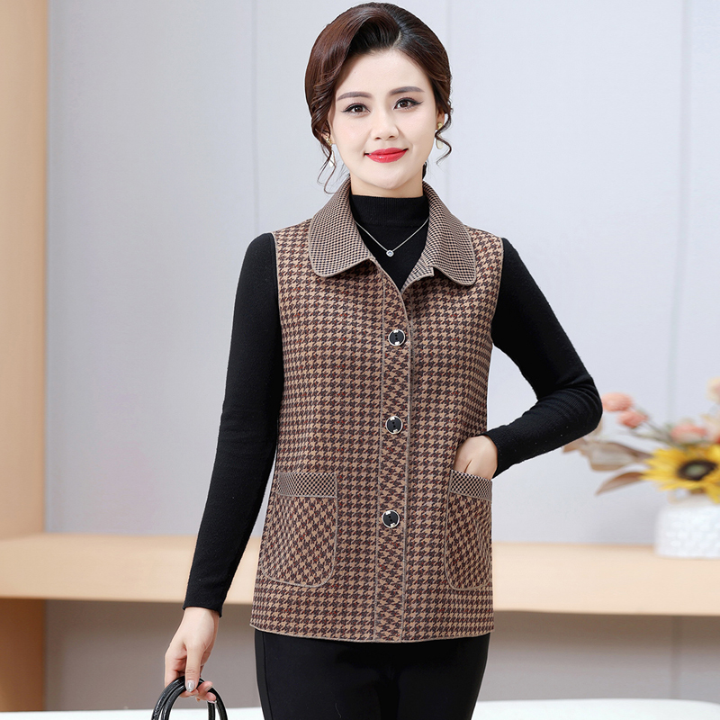 Spring and Autumn Mother's Vest 2026 New Style Middle-Aged and Elderly Women's Plaid Vest Top Age-Reducing Thin Vest Spring and Autumn Mother's Vest 2026 New Style Middle-Aged and Elderly Women's Plaid Vest Top Age-Reducing Thin Vest