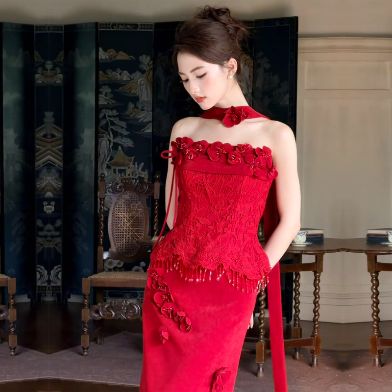 New Chinese-Style Engagement Dress for Women, High-End Light Luxury, Niche, Stunning Red Strapless Toast Dress, Bride's Homecoming Banquet New Chinese-Style Engagement Dress for Women, High-End Light Luxury, Niche, Stunning Red Strapless Toast Dress, Bride's Homecoming Banquet