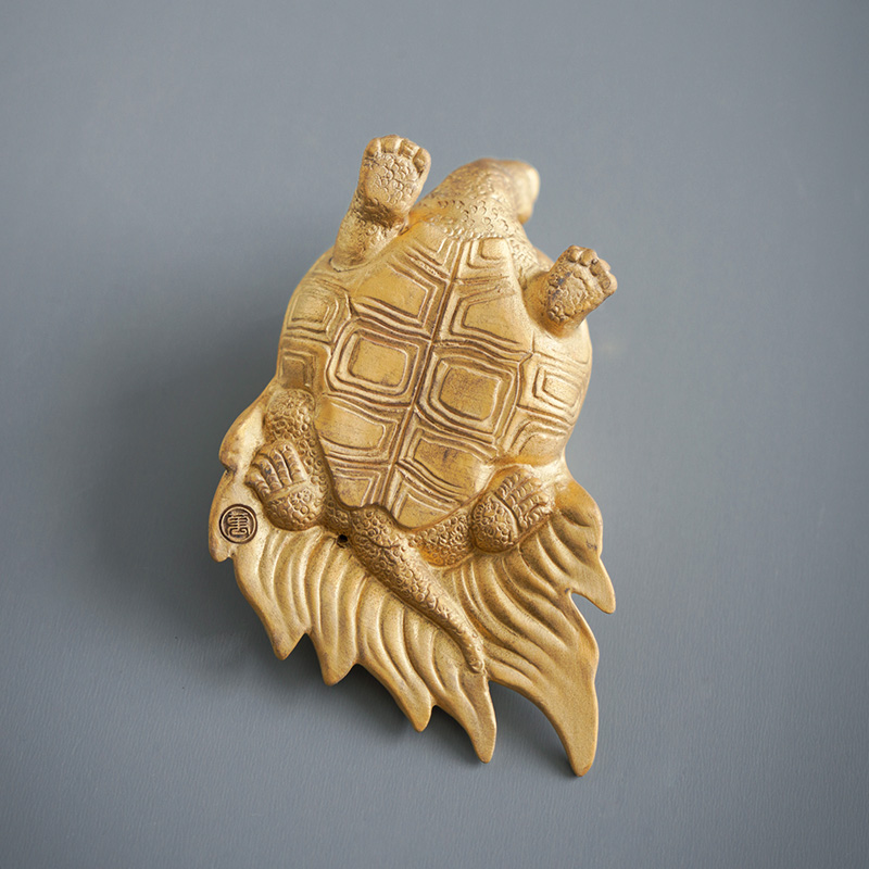 Thousands of thousand hall tea pet creative household act the role ofing is tasted small desktop furnishing articles furnishing ceramics handicraft gold dust glaze longevity turtle