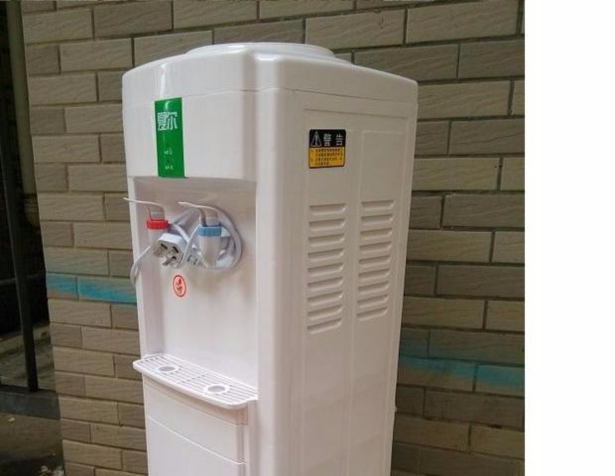 Xial dọc nóng và lạnh hộ gia đình nước đá lạnh ấm thông minh tiết kiệm năng lượng ký túc xá máy tính để bàn thùng tỉnh Quảng Đông máy lọc nước ro