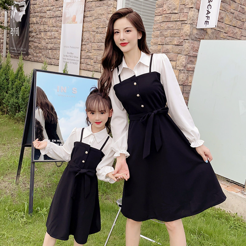 Different pro-sub-clothing and autumn clothing fake two sets of female clothes Spring and autumn style Lacing Foreign Dress 2022 New Tide