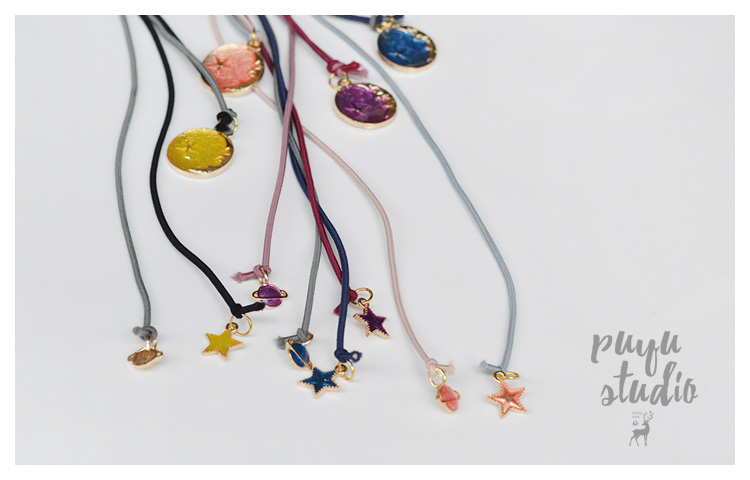 Park Yu hành tinh mặt trăng Hàn Quốc sao dài hai màu nổi dải tóc cao su dải tóc vòng tóc phụ kiện tóc headband băng cao su mũ trùm đầu - Phụ kiện tóc dây buộc tóc hoa cúc