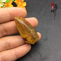 Exquisite natural Warring States red Agate Collection personalized wolf tooth necklace pendant Special