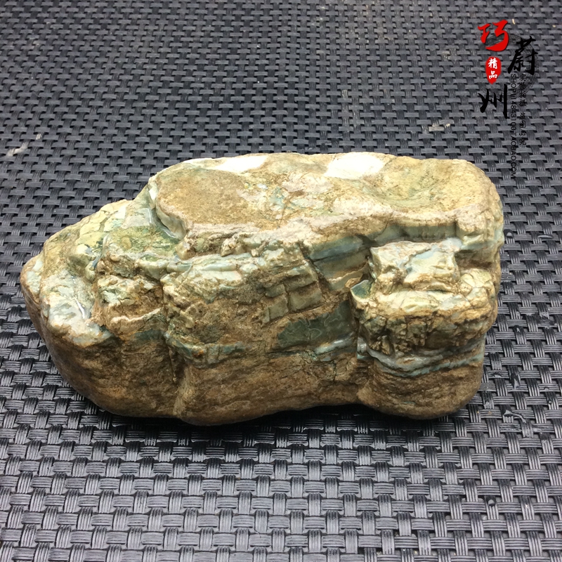 Exquisite pure natural original stone table case decoration fish tank set mini rockery raw material sightseeing stone modeling strange stone