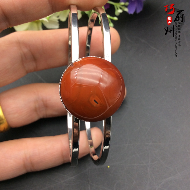 Exquisite pure natural Warring States red agate women's fine workmanship inlaid agate bright red atmosphere agate inlaid bracelet