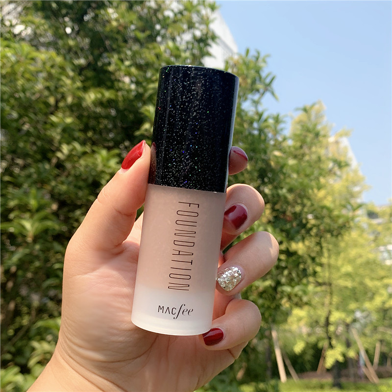 With makeup skin-care and grandma flatteamy bubble essence powder bottom liquid water moisturizing cream muscular dry skin persistent parity