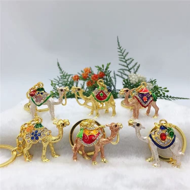 Small camel animal key buckle inlaid with metal pendant Xinjiang Tourist features to commemorate small gift gift