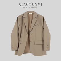 Xiaoyunmi khaki suit suit female design sense niche jacket 2022 autumn new small suit jacket