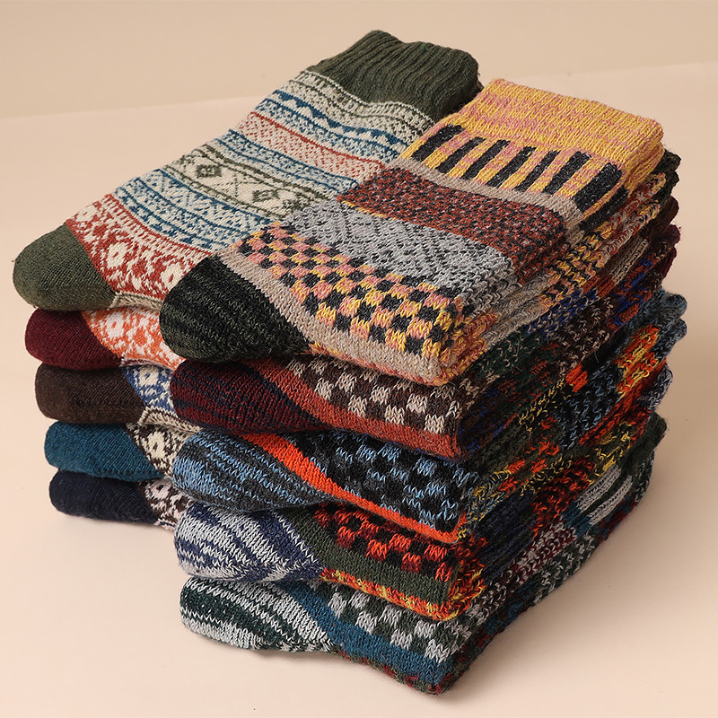 5-10 Pairs of Retro Thick Knit Socks for Men, Long Socks for Autumn and Winter, Warm and Thickened, Men's Ethnic Style Totem Mid-Calf Socks for Winter 5-10 Pairs of Retro Thick Knit Socks for Men, Long Socks for Autumn and Winter, Warm and Thickened, Men's Ethnic Style Totem Mid-Calf Socks for Winter