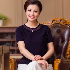 Одежда для дам 名兔2017年新款妈妈装中年人40-50岁夏装中老年女装短袖针织衫 Famoushare a18539