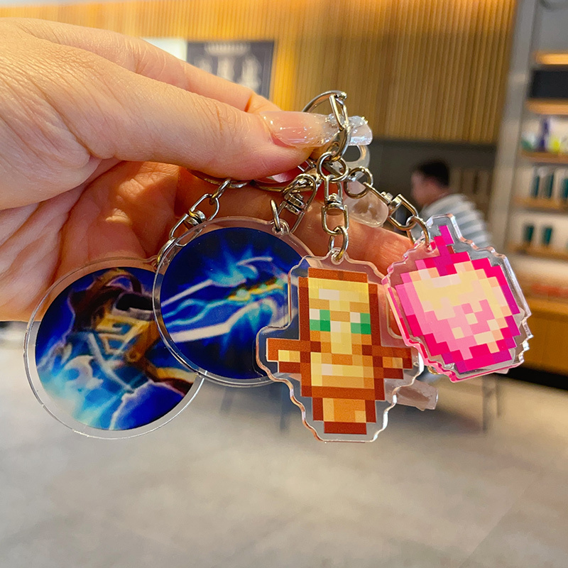 Immortal Totem Pendant Acrylic Minecraft Keychain Amulet Life-Saving Set Resurrection Armor Famous Sword Guardian of Life