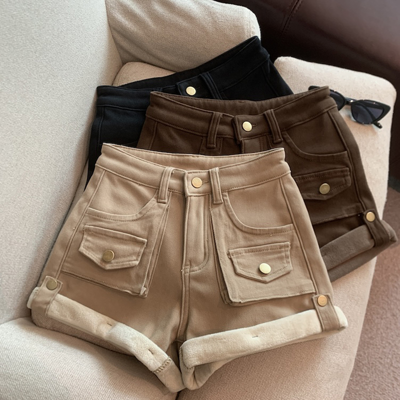 Fleece-Lined Denim Shorts for Women, Retro Style, New Autumn and Winter High-Waisted, Pocketed, Slim-Fit, Wide-Leg, Cuffed Cargo Boot Shorts