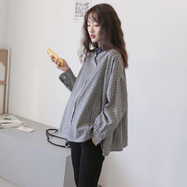 Pregnant womens shirts Spring and autumn Korean version of large size pregnant womens spring big monthly tops Long-sleeved pregnant womens plaid shirts doll shirts