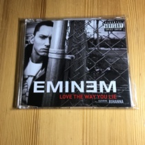 Eminem Love The Way You Lie Rihanna Single Spot 2