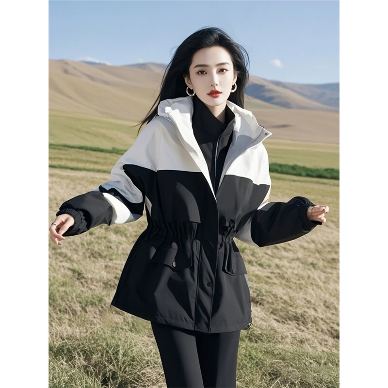 Fashionable and Stylish Waist-Cinching Hooded Color-Blocked Trench Coat for Women, 2026 Autumn and Winter, High-End Unique Color-Blocking Windbreaker Jacket for Women Fashionable and Stylish Waist-Cinching Hooded Color-Blocked Trench Coat for Women, 2026 Autumn and Winter, High-End Unique Color-Blocking Windbreaker Jacket for Women