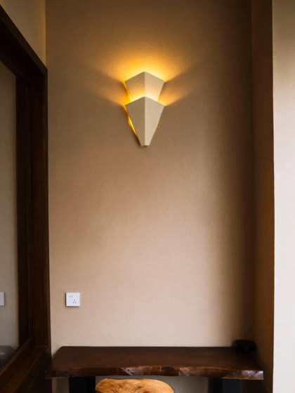 Minimalist Creative Wall Lamp Japanese Wabi-Sabi Style Personalized Artistic Atmosphere High-End Bedroom Living Room Background Wall Decorative Lamp