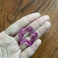 Фиолетовый полупрозрачный