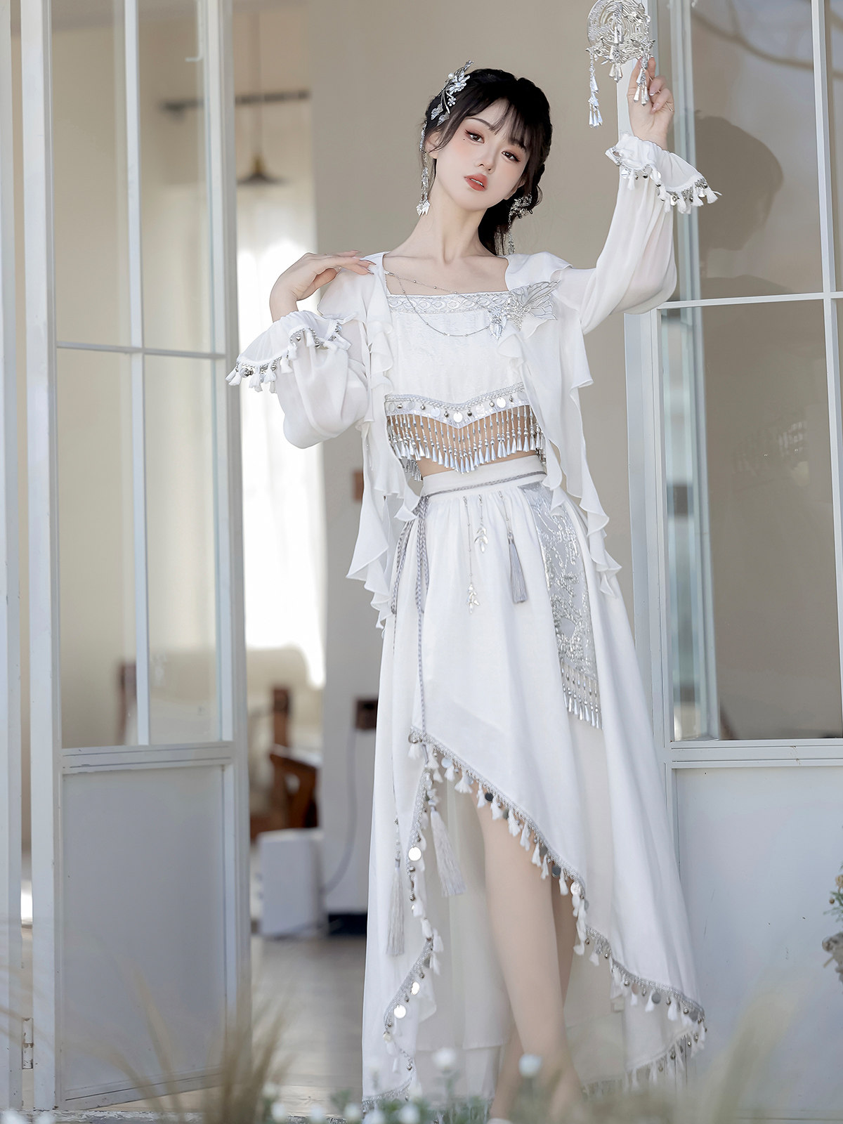 Китайцы одежда наборы 锦慕汉服[白银]苗疆少女白色异域风苗族元素服装民族风汉元素套装