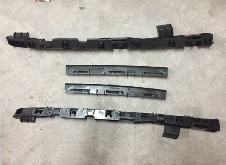 Adapt to Chery Flag Cloud 2 front bumper bracket old wind cloud pre - security bracket