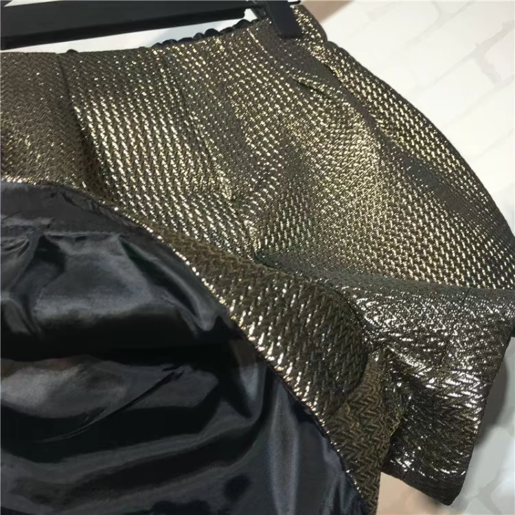 Mát mẻ mùa thu mới vàng co giãn eo quần short nữ sinh lỏng lẻo quần rộng chân rộng quần hoang dã