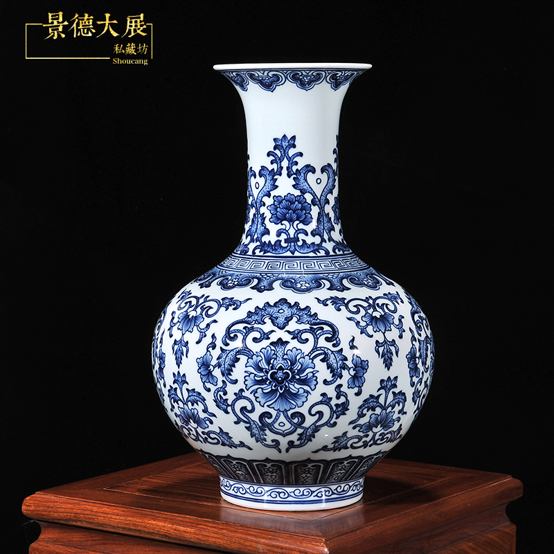 Jingdezhen ceramics hand - made antique blue and white porcelain vase furnishing articles sitting room home decoration of Chinese style restoring ancient ways of handicraft