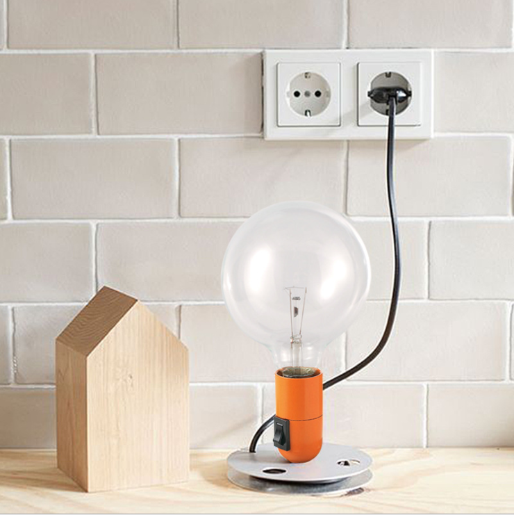 Nordic Simple Modern Bedroom Bedside Lamp Creative Fashion Lighting Decoration Retro Big Bulb Table Lamp Model Room Lamp