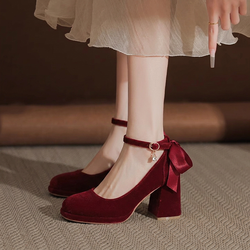 Wedding Shoes for Brides, Women's 2026 New Model, Comfortable Red High Heels with Waterproof Platform, Suitable for Xiuhe Wedding Dresses and Qipao Engagement Outfits