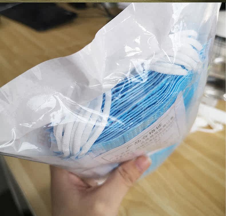 Марлевая повязка от пыли 一次性口罩多时段供应儿童医耳防飞沫流感病菌现货kn95顺丰包邮用 Hui Air